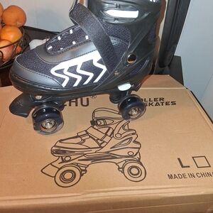 Black and White Kids Roller Skate - Adjustable Quad Skate